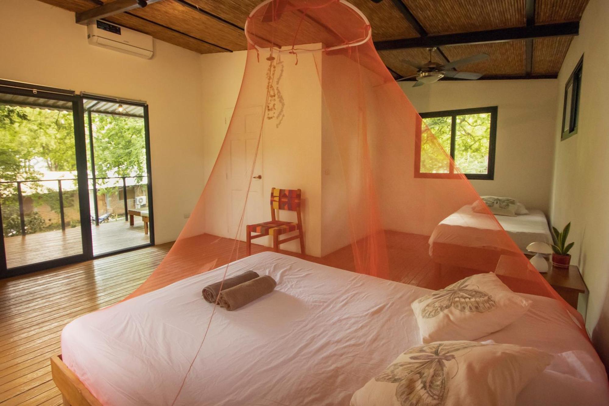 Mola Mola Surf Popoyo Bed & Breakfast Eksteriør bilde