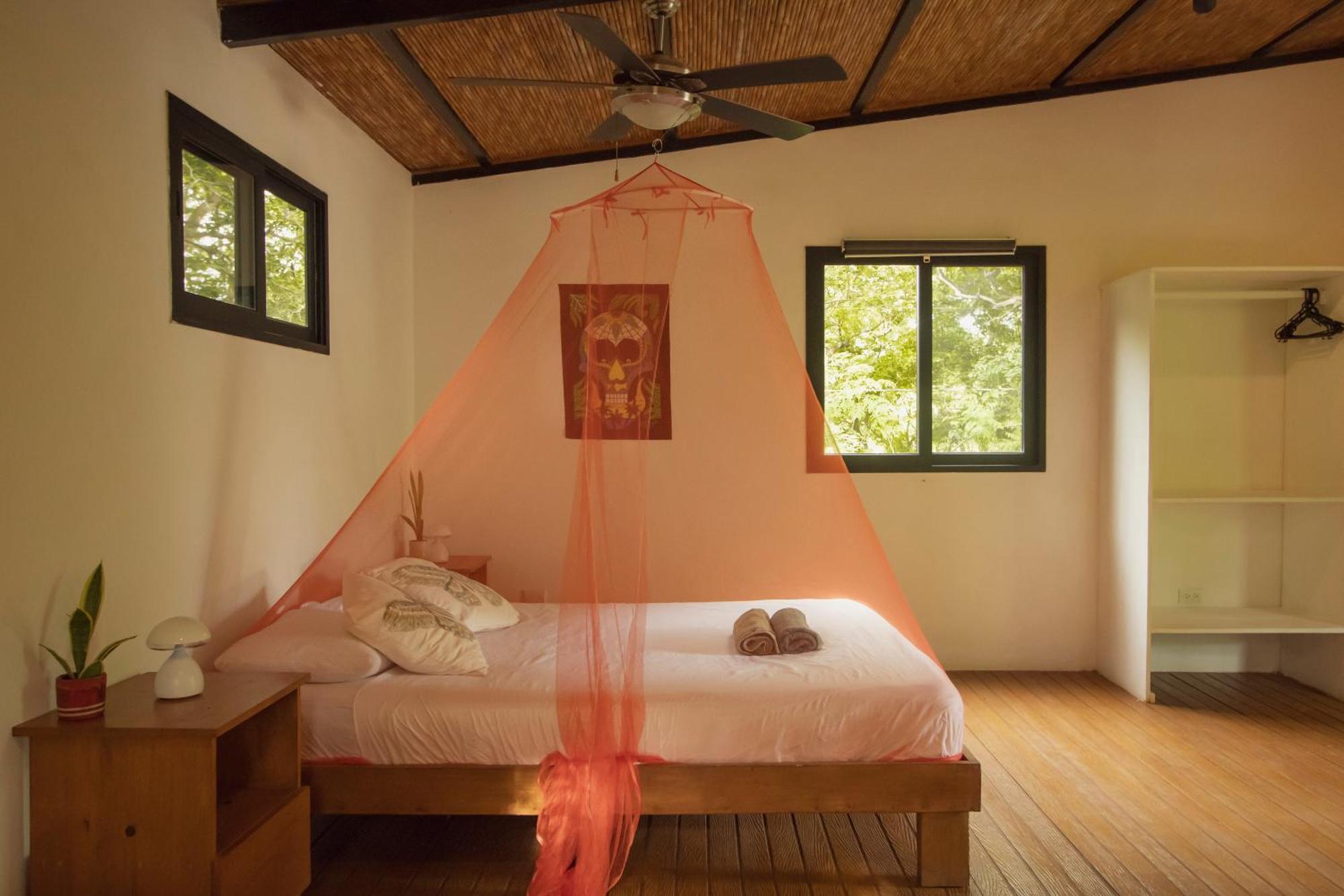 Mola Mola Surf Popoyo Bed & Breakfast Eksteriør bilde